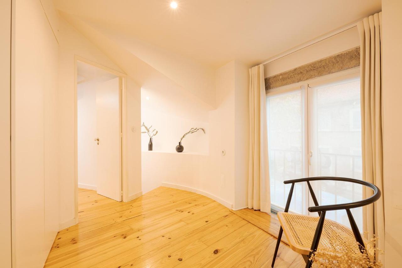 Appartement The Yellow House Spacious Duplex In Prazeres District *